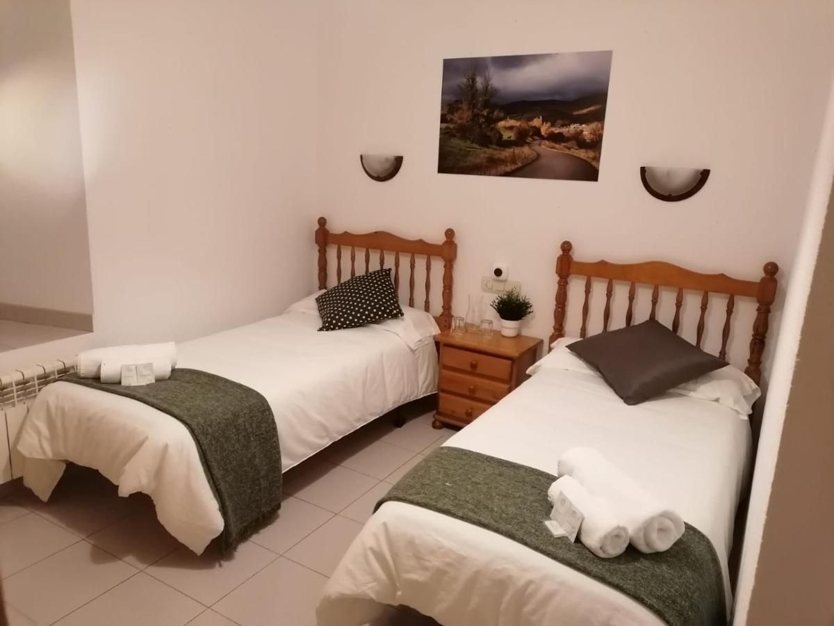 Albergue Cervera De Pisuerga Hostel *